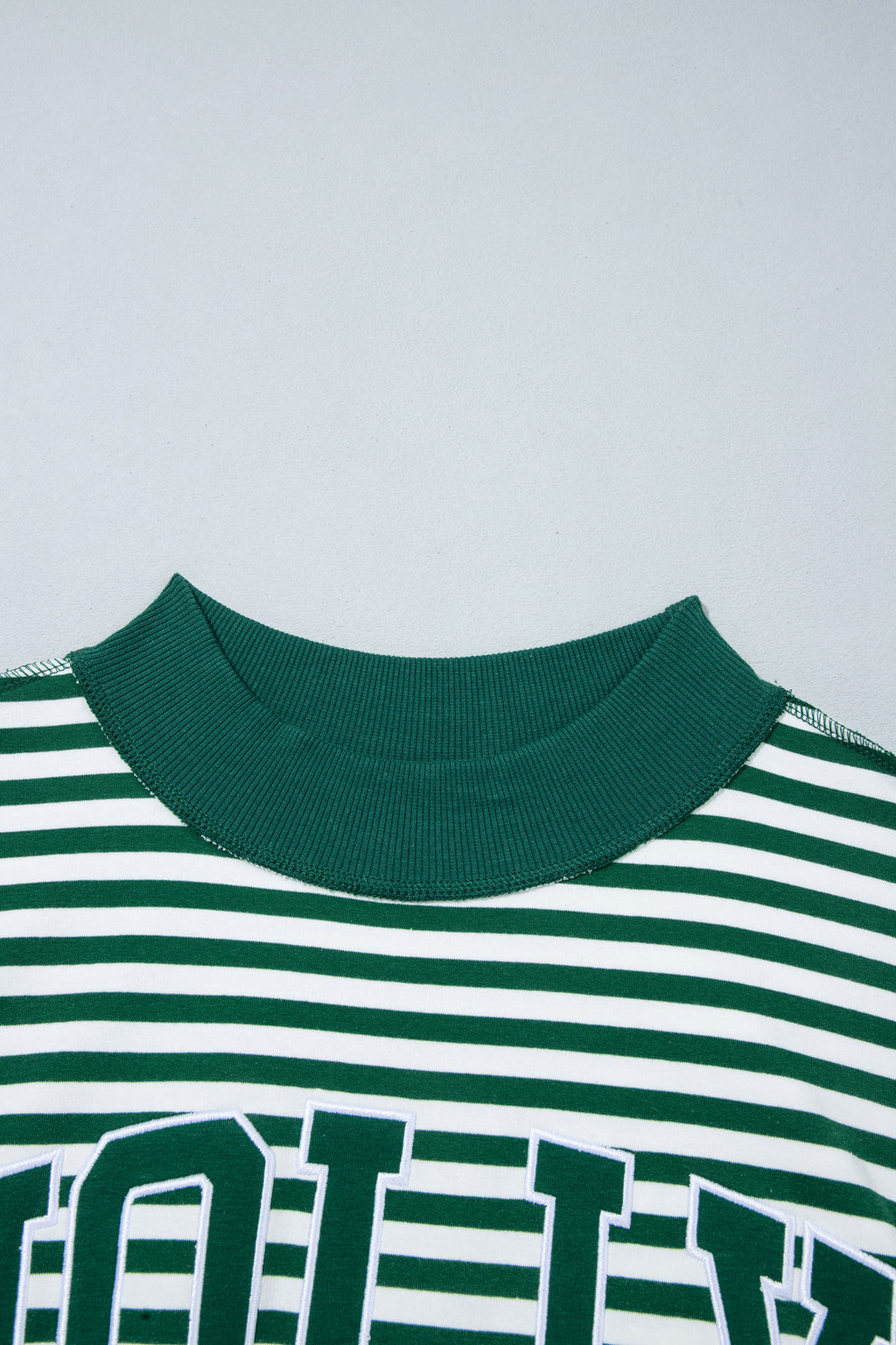 Red Stripe Christmas Slogan Embroidery Patched Mock Neck Oversized Sweatshirt